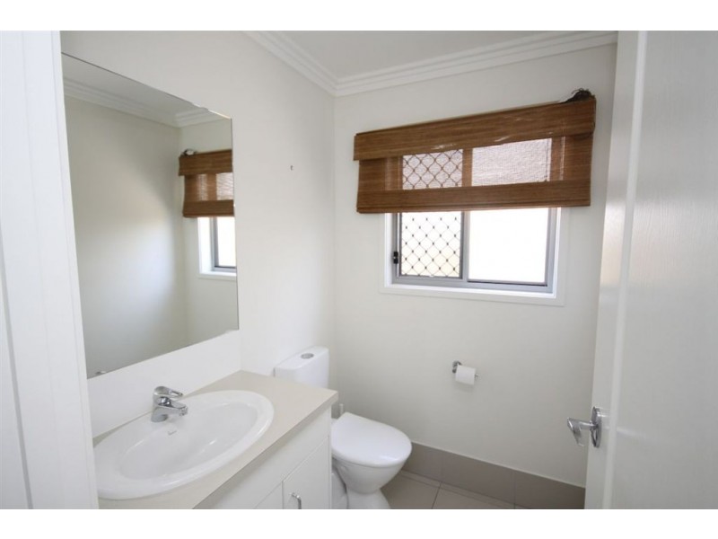 1/5 Terang Court, Ormeau QLD 4208