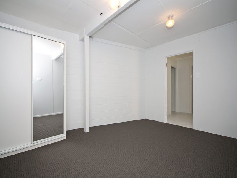 19 Broadwater Street, Runaway Bay QLD 4216