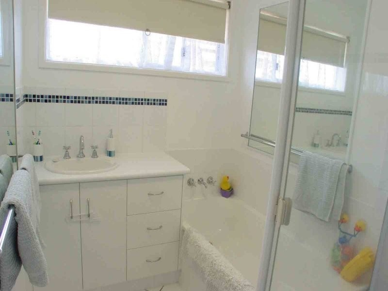 35 Salvia Street, Hollywell QLD 4216