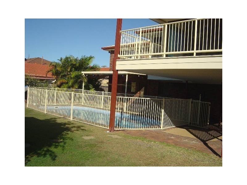 7 Anemone Ave, Hollywell QLD 4216