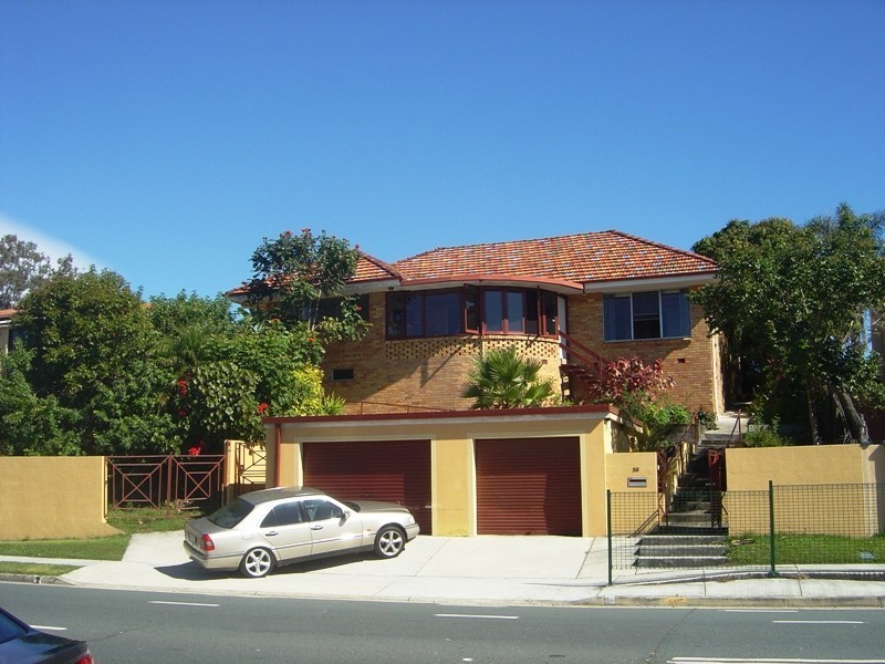 58 Hollywell Road, Biggera Waters QLD 4216