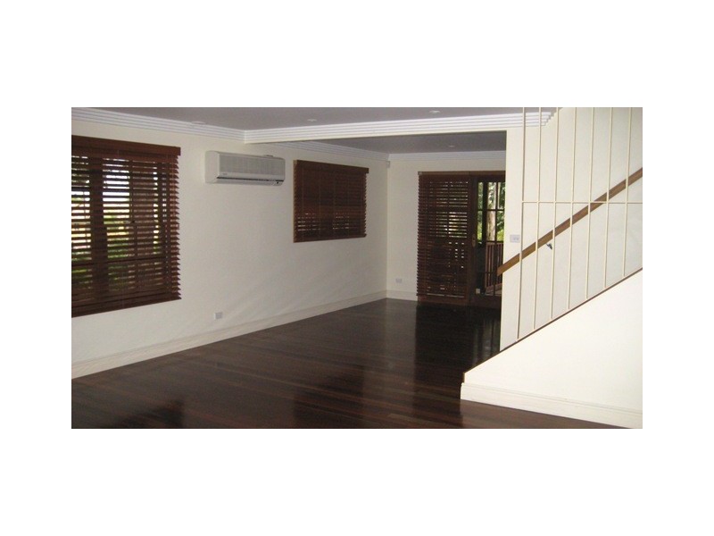 471a Pine Ridge Rd, Runaway Bay QLD 4216