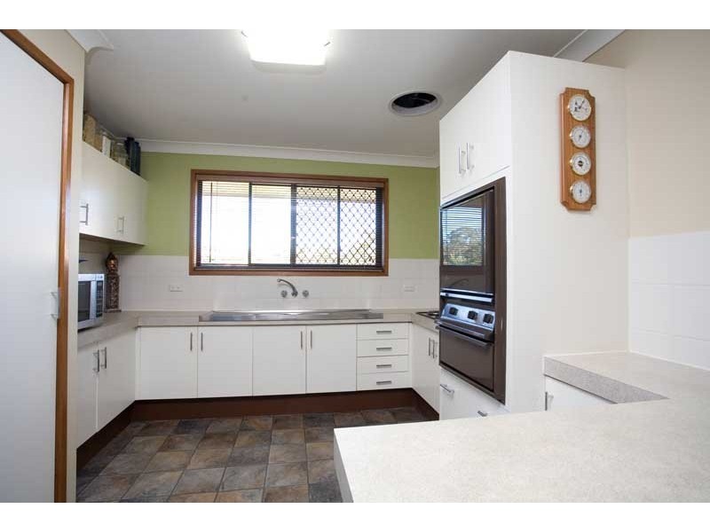 12 Petra Street, Southport QLD 4215