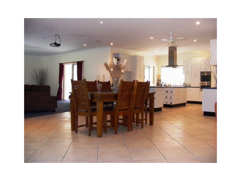 L4 RP215788 Seraya Court, Samford QLD 4520