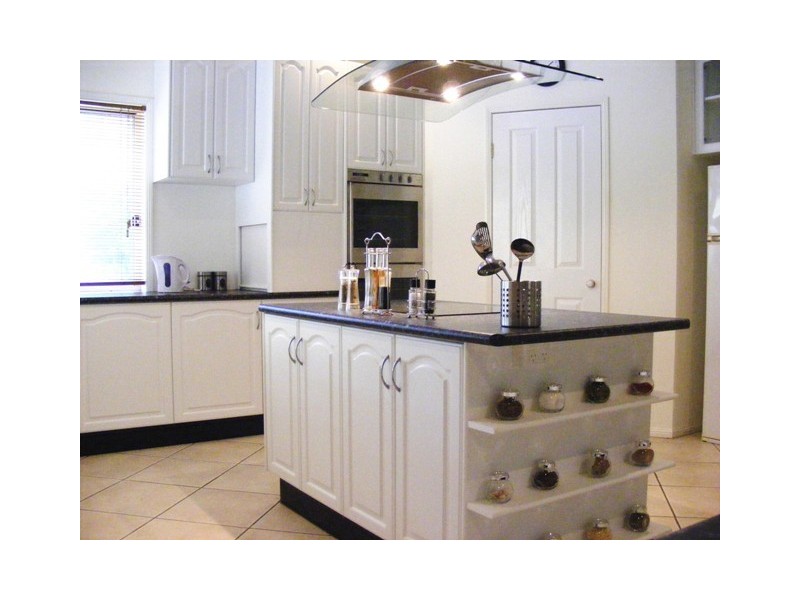 L4 RP215788 Seraya Court, Samford QLD 4520