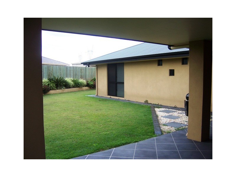25 Hayward Ave, Cashmere QLD 4500