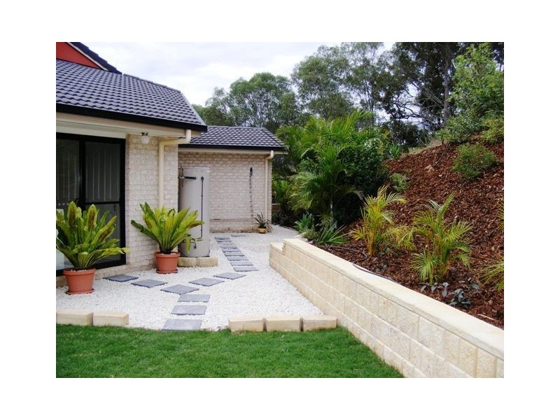 20 Willem Drive, Draper QLD 4520