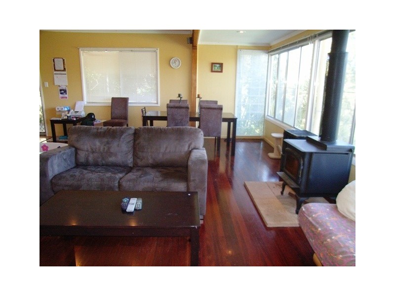 48 Kundes Rd Mt Samson, Samford QLD 4520