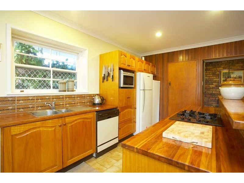 11 Bergman Street, Samford QLD 4520