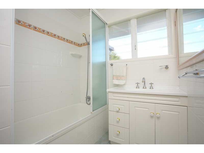 11 Bergman Street, Samford QLD 4520