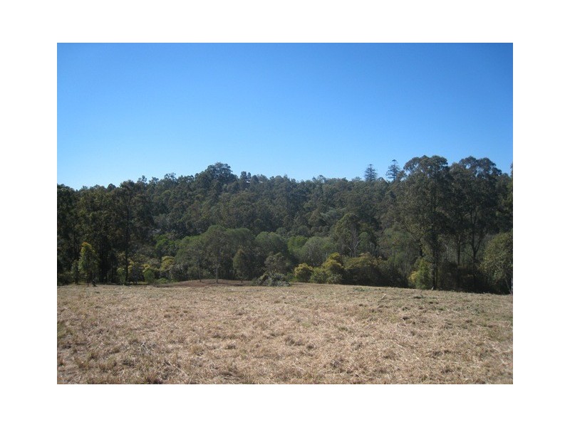 24 Forest Road, Cashmere QLD 4500