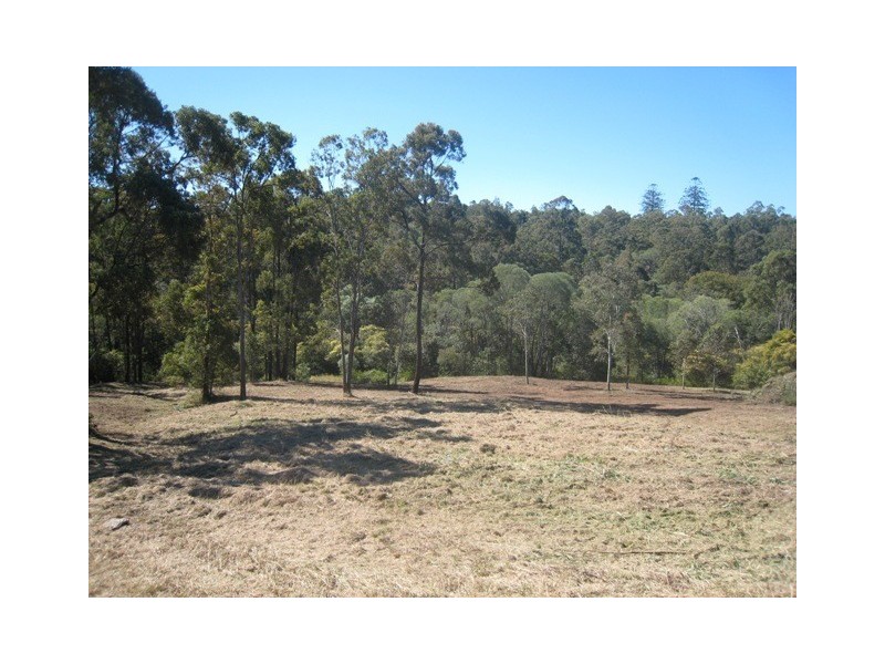 24 Forest Road, Cashmere QLD 4500
