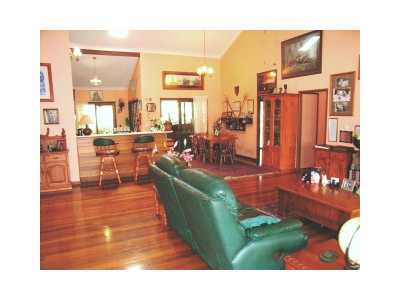 9 Mary Orr Court, Samford QLD 4520