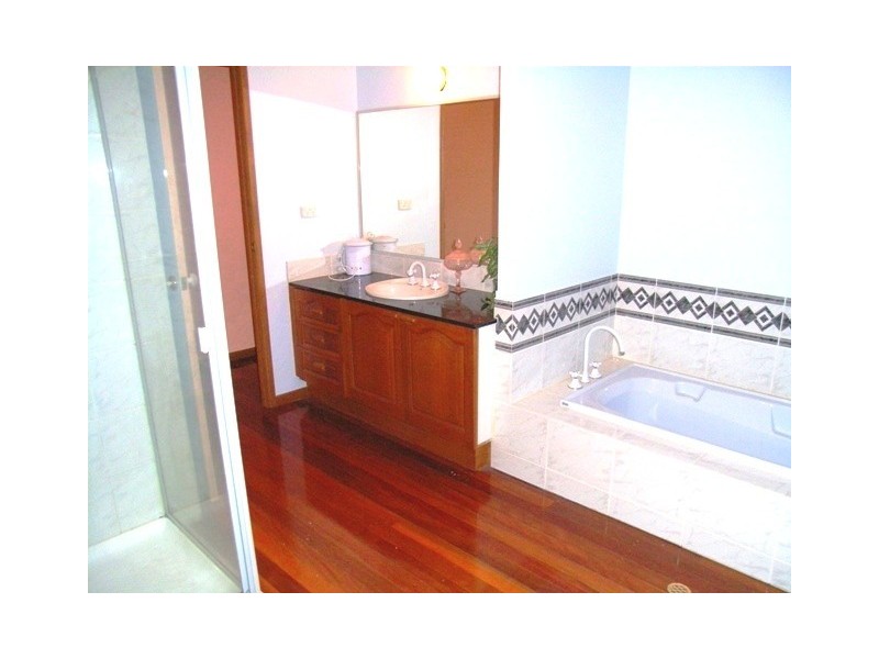 9 Mary Orr Court, Samford QLD 4520