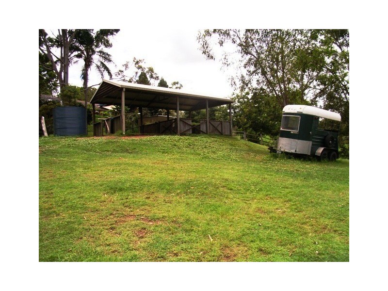 1980 Mount Samson rd, Samford QLD 4520