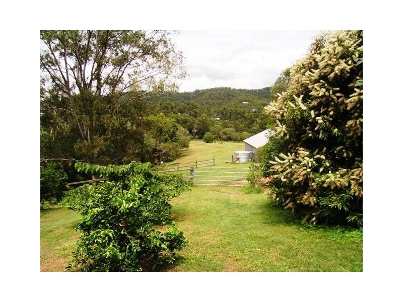 1980 Mount Samson rd, Samford QLD 4520