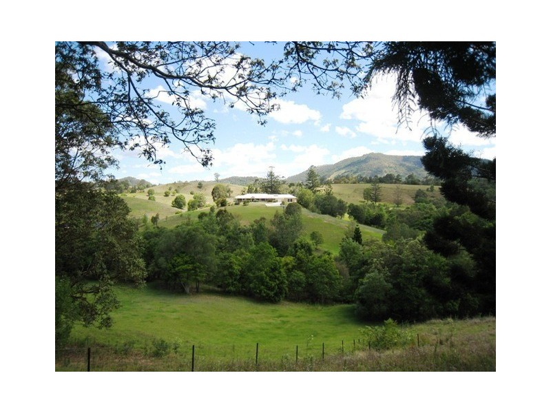 208 Herron Road, Samford QLD 4520