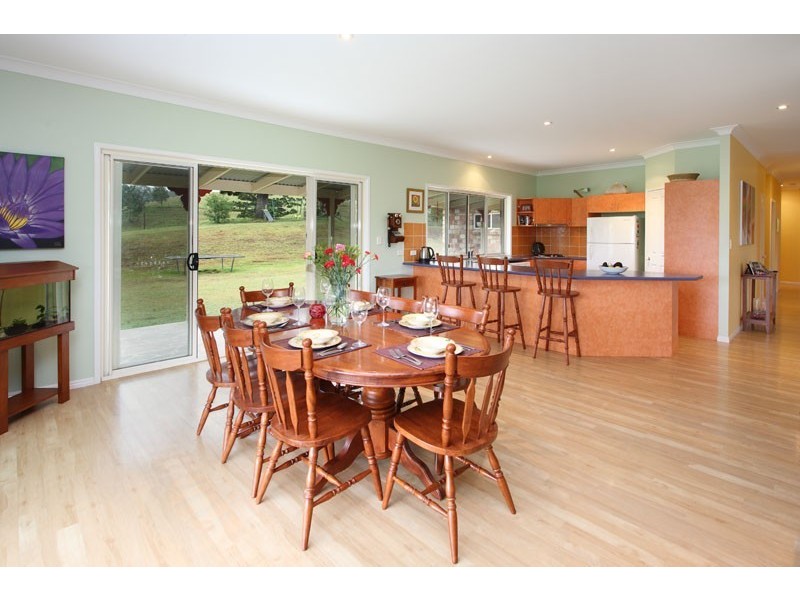 208 Herron Road, Samford QLD 4520