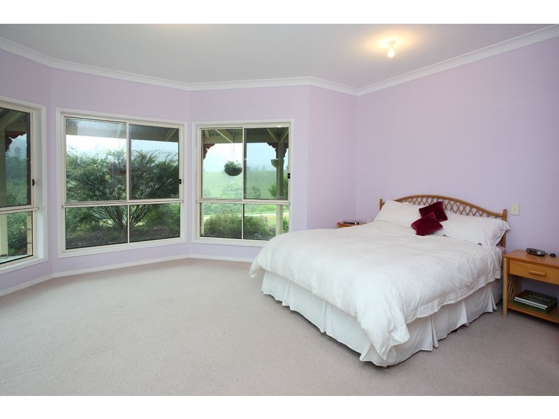 208 Herron Road, Samford QLD 4520