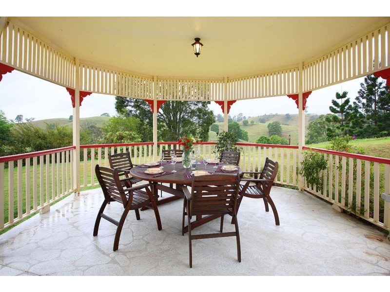 208 Herron Road, Samford QLD 4520