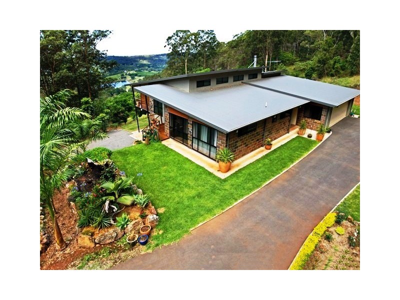 133D Camfin Road, Clear Mountain QLD 4500