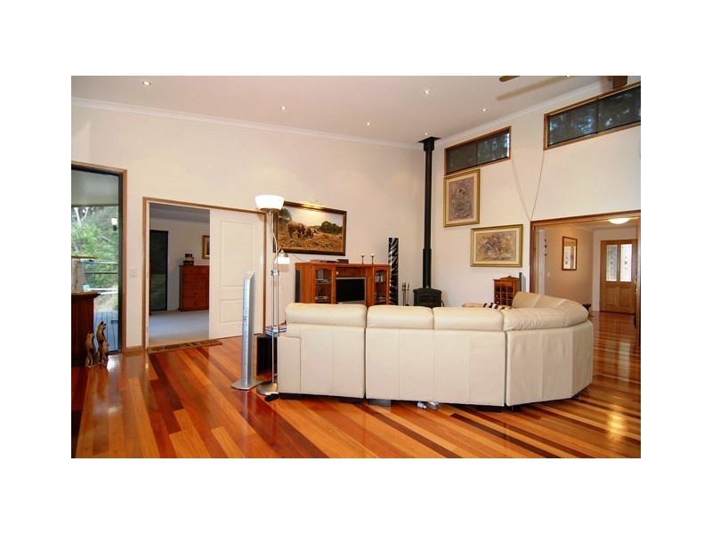 133D Camfin Road, Clear Mountain QLD 4500