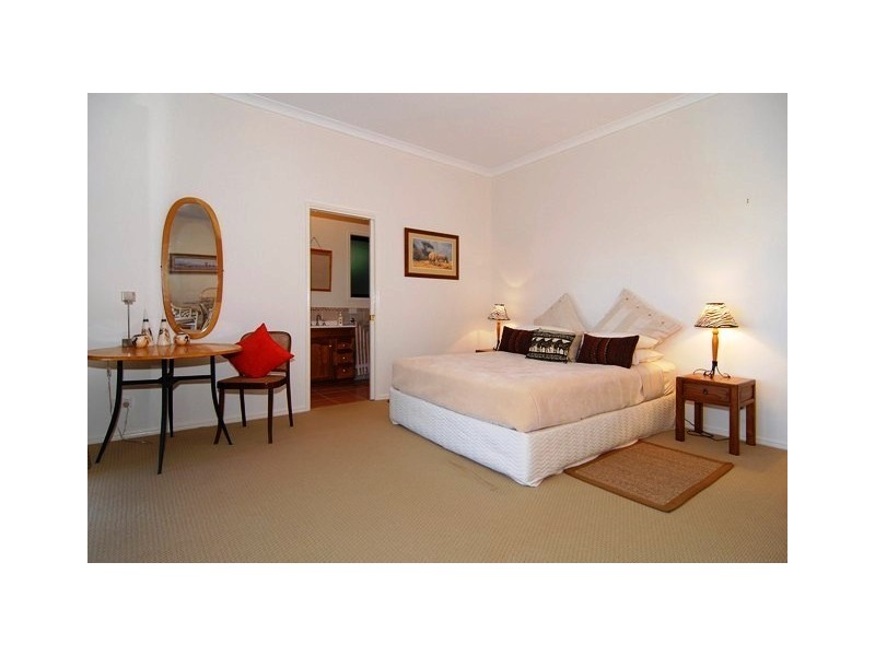 133D Camfin Road, Clear Mountain QLD 4500
