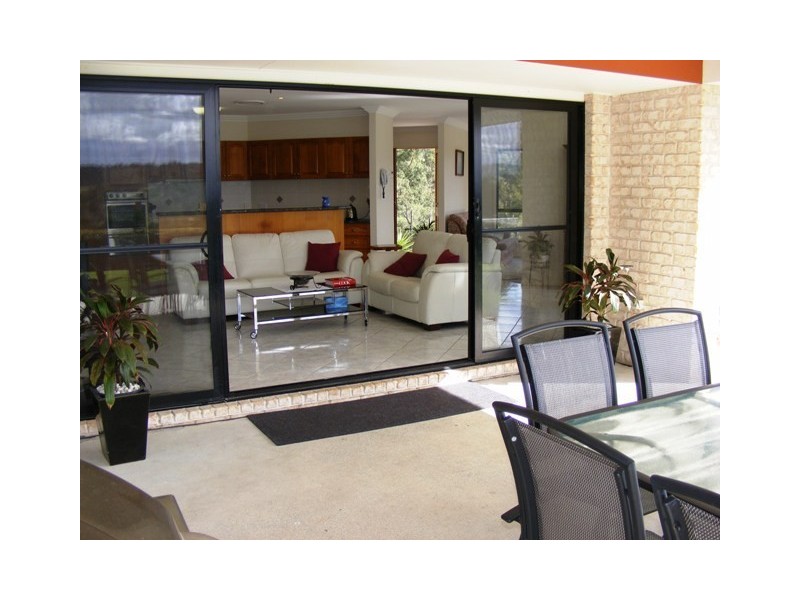 26 Willem Drive, Samford QLD 4520