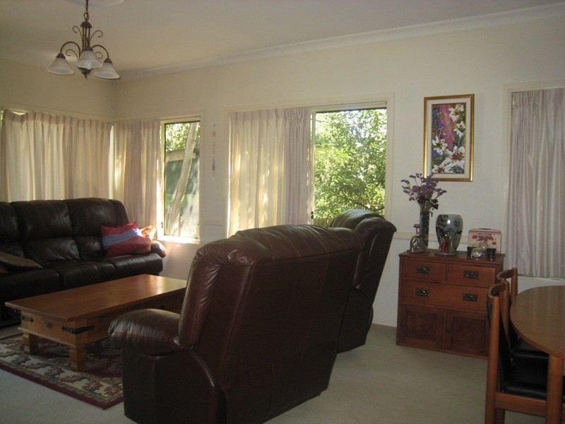 7 Junction Street, Samford QLD 4520