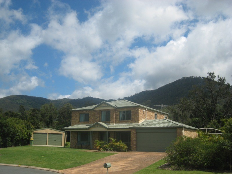 4 Pagewood Court, Samford QLD 4520