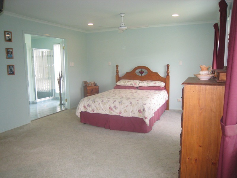 4 Pagewood Court, Samford QLD 4520