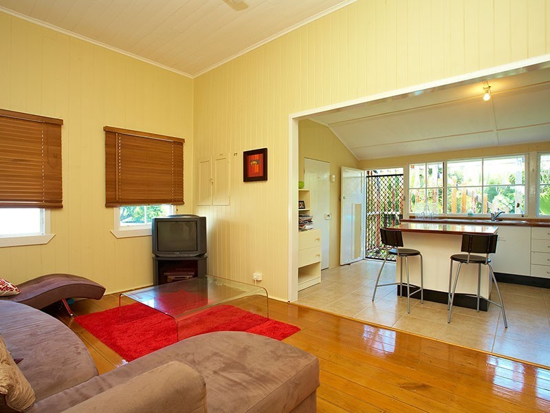 23 Pearl Street, Scarborough QLD 4020