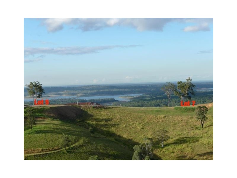 727 Clear Mountain Road, Clear Mountain QLD 4500