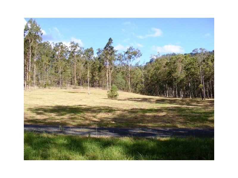 12 Tom Schmidt Court, Samford QLD 4520