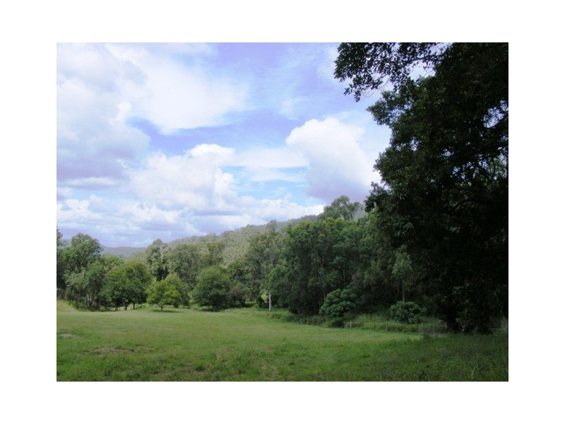 12 The Goat Track, Samford QLD 4520