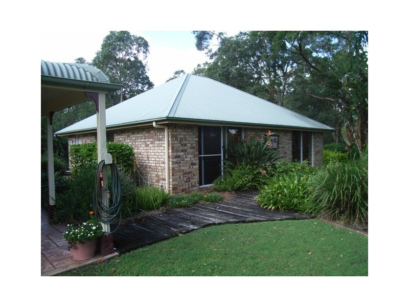 54 Burton lane, Samford QLD 4520