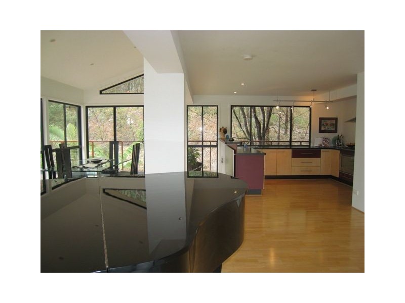 1 Sylvaterre Court, Samford Valley QLD 4520