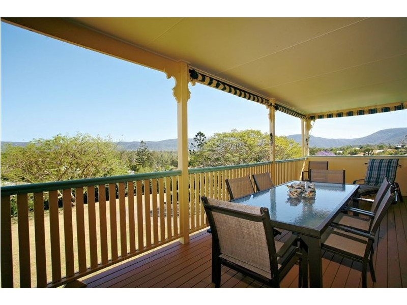 62 Greggs Road, Samford QLD 4520