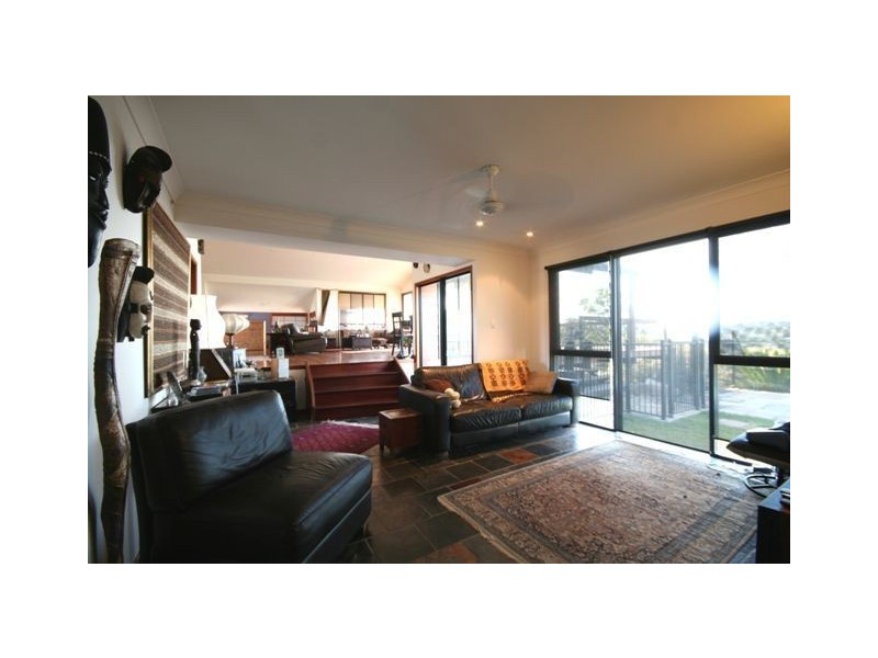 33 Willem Drive, Samford QLD 4520