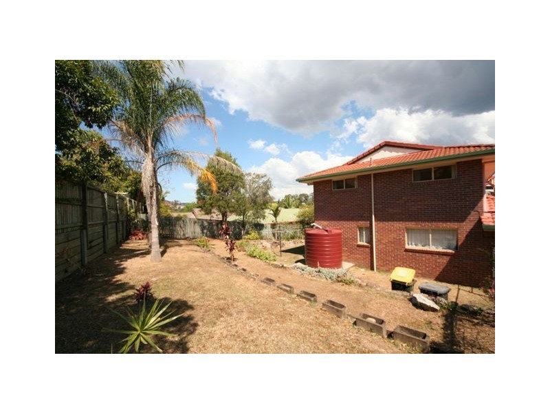 1 Rattray Place, Ferny Grove QLD 4055