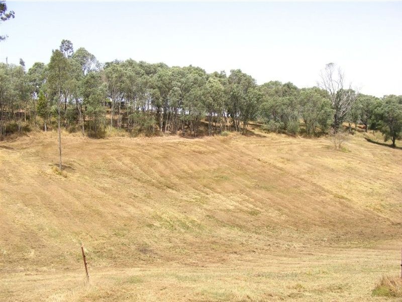 633 Eatons Crossing Road, Eatons Hill QLD 4037