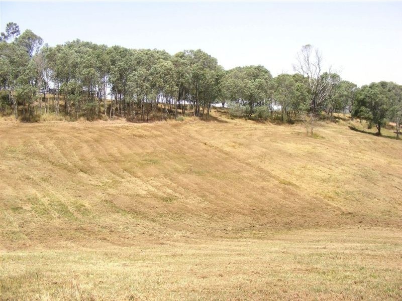 633 Eatons Crossing Road, Eatons Hill QLD 4037