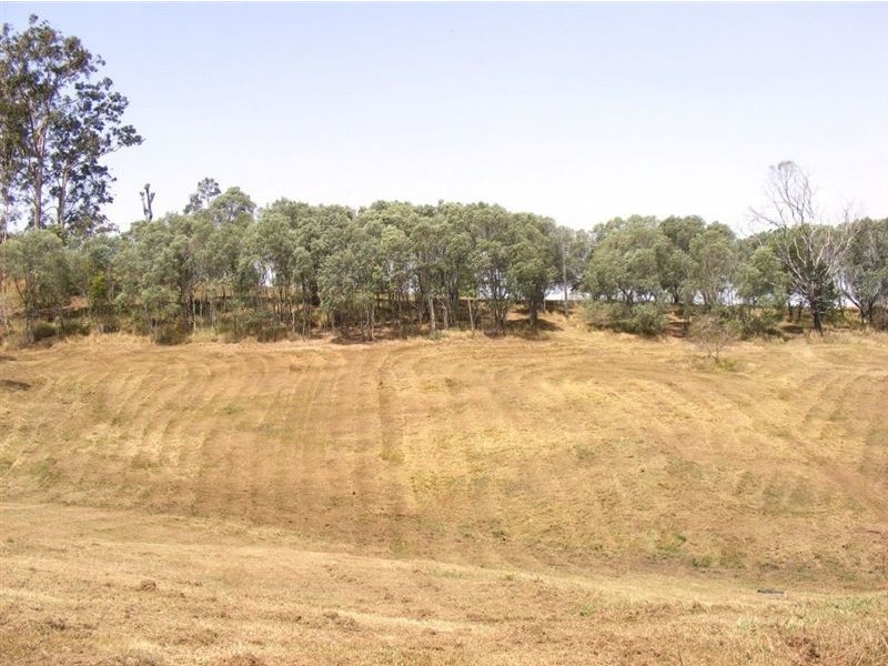 633 Eatons Crossing Road, Eatons Hill QLD 4037