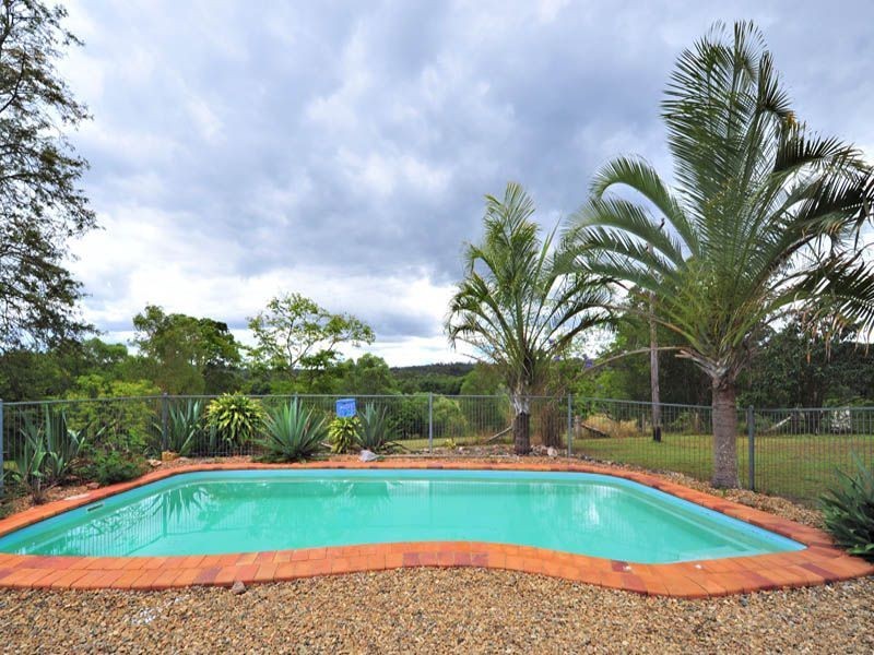 721 Mount Samson Road, Samford QLD 4520