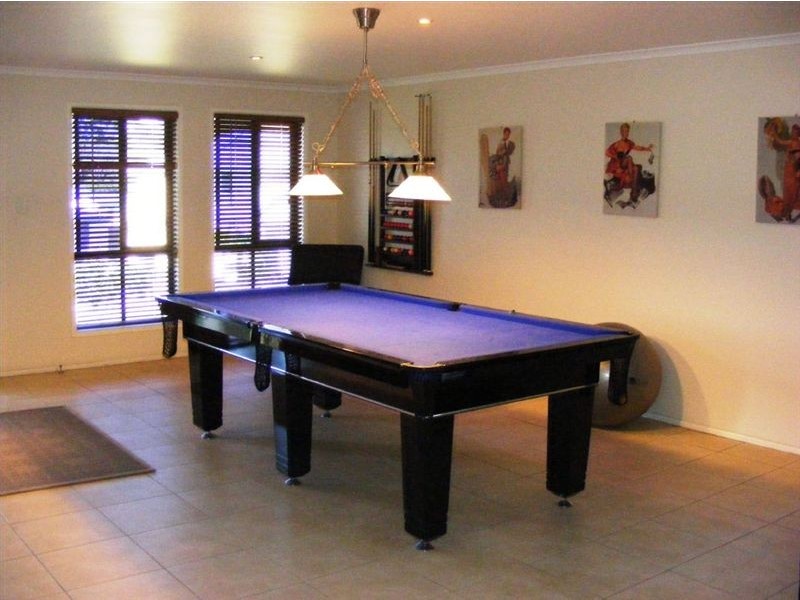 19 Franzin Drive, Cashmere QLD 4500