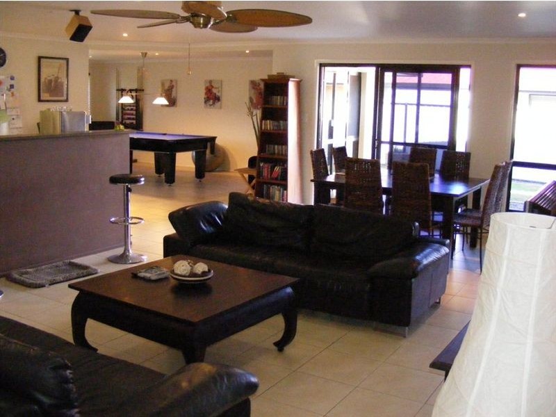 19 Franzin Drive, Cashmere QLD 4500