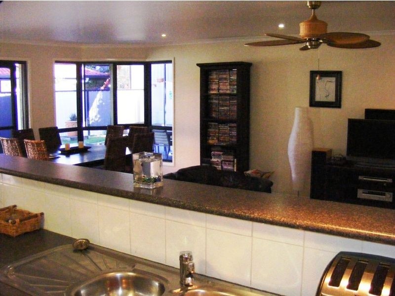 19 Franzin Drive, Cashmere QLD 4500
