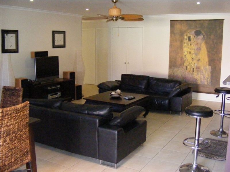 19 Franzin Drive, Cashmere QLD 4500