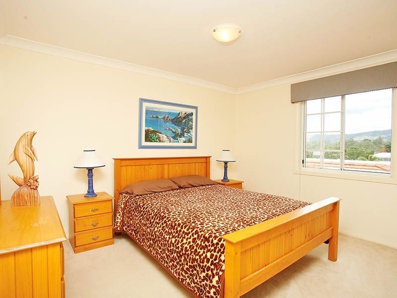 18 Showgrounds Drive, Samford QLD 4520