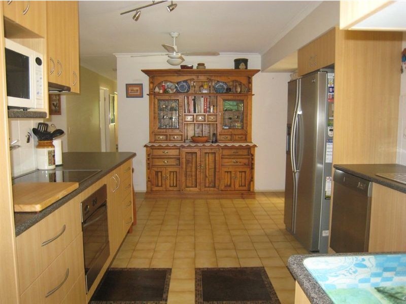 2 Ferntree Court, Samford QLD 4520